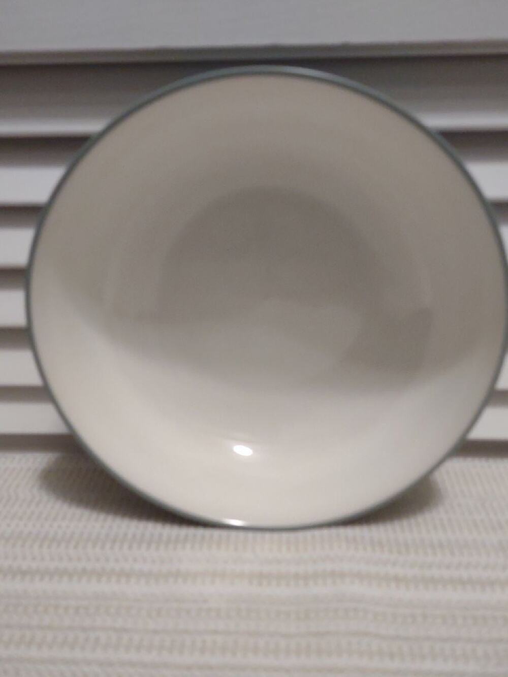 Noritake Colorwave Green 8485 stoneware cereal soup rimless bowl oven safe